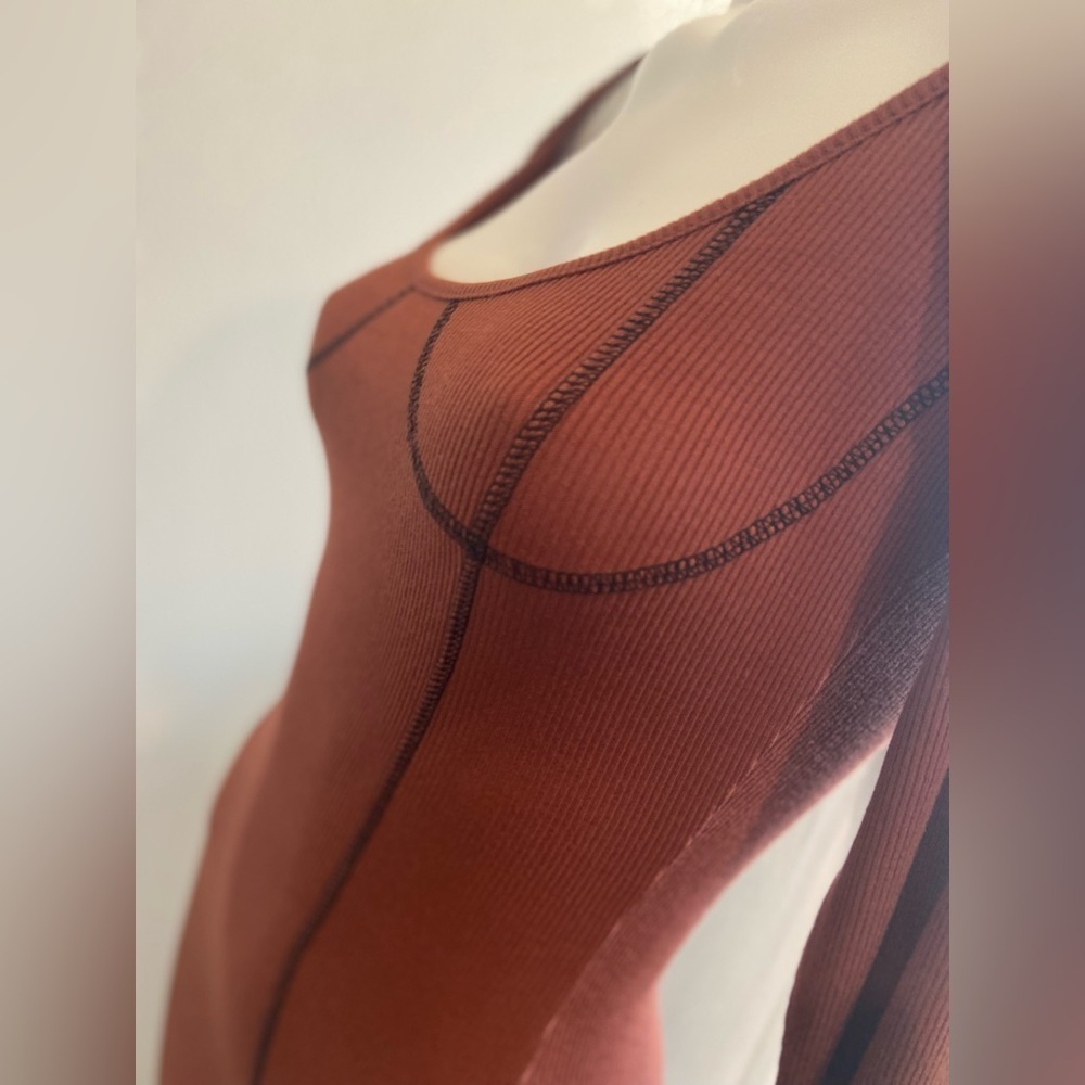 Popular 21~NWT~Lightweight~Stretchy~Rust~Ribbed Knit~Bodycon~Midi~Dress~Size S - Picture 11 of 12